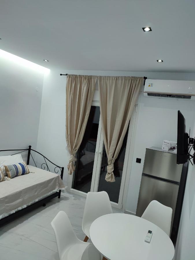 Alexander Luxury Apartments & Studios Metamórfosi Extérieur photo