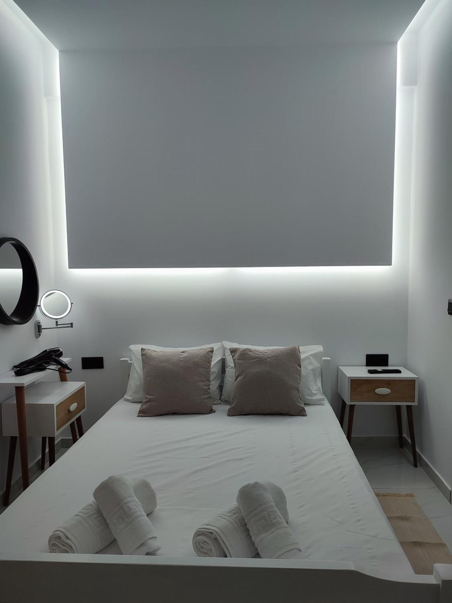 Alexander Luxury Apartments & Studios Metamórfosi Chambre photo